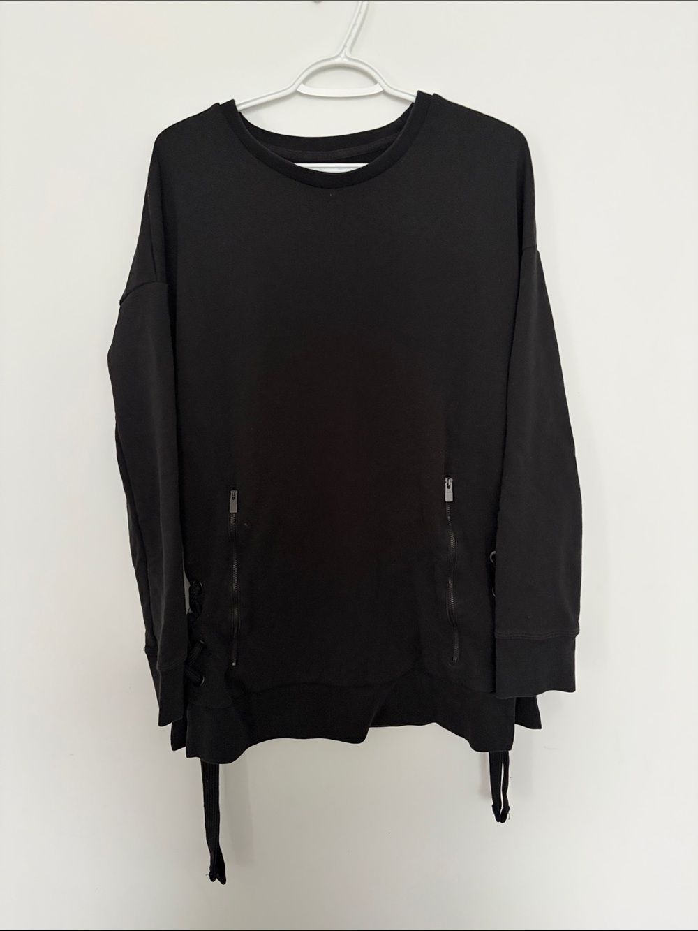 Zara men Black Oversized Crewneck Sweater with Zip Pocket Accents